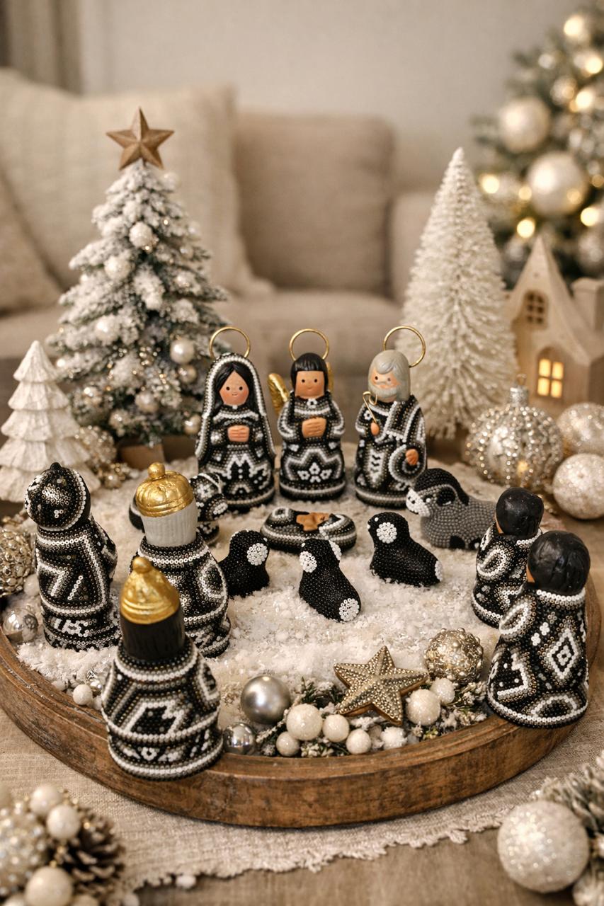 Nacimiento de navidad Chico Gris. NACCH01 - TATEHUARI, arte huichol