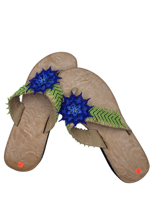 Sandalias de chaquira SANDCH11 - TATEHUARI, arte huichol