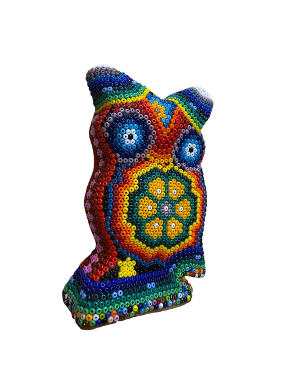 Búho de Chaquira - FM12 - TATEHUARI, arte huichol