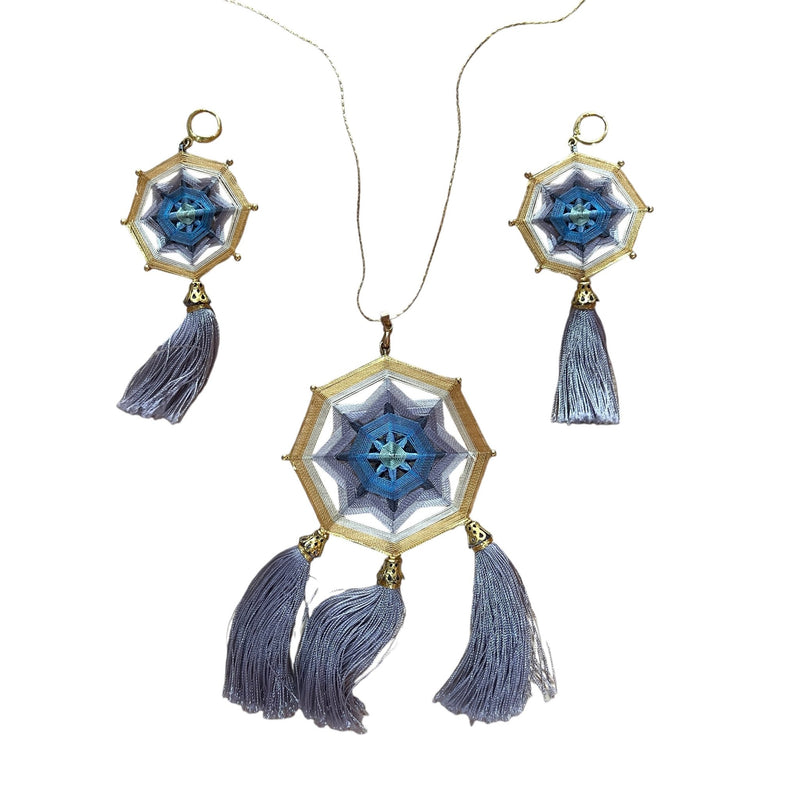 Collar Mandala Gris - TATEHUARI, arte huichol