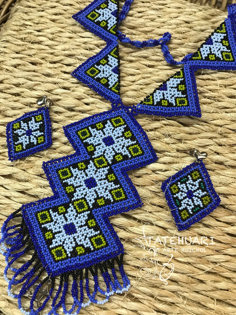 Collar Rombos Azul - TATEHUARI, arte huichol