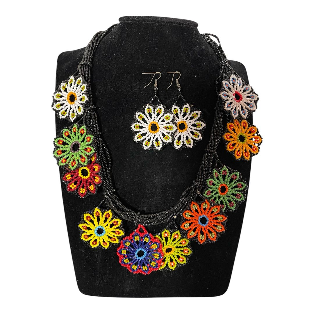 Collar Flores de Colores