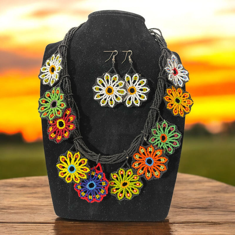 Collar Flores de Colores