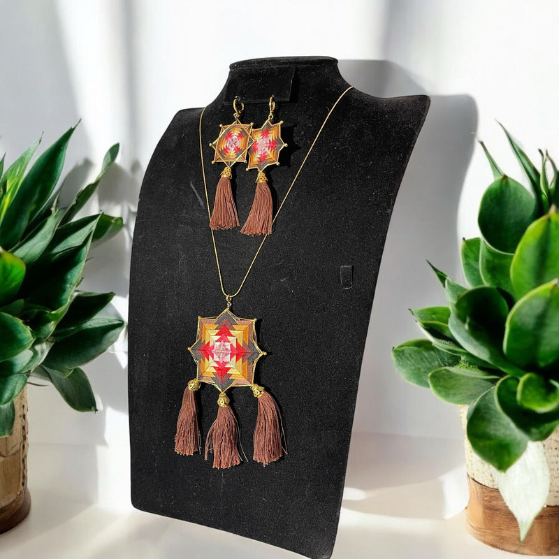 Collar Mandala café