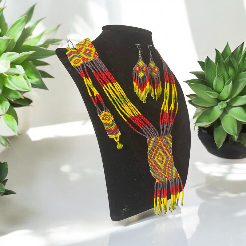 Collar Rombos Mágicos