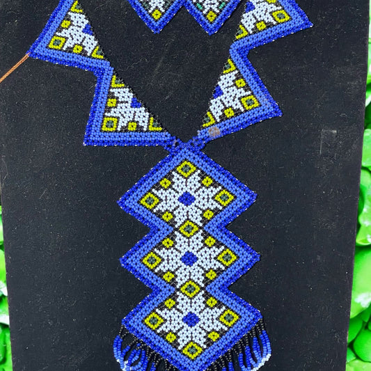 Collar Rombos Azul - TATEHUARI, arte huichol
