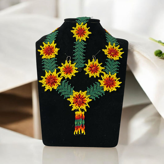 Collar Flores Amarillas