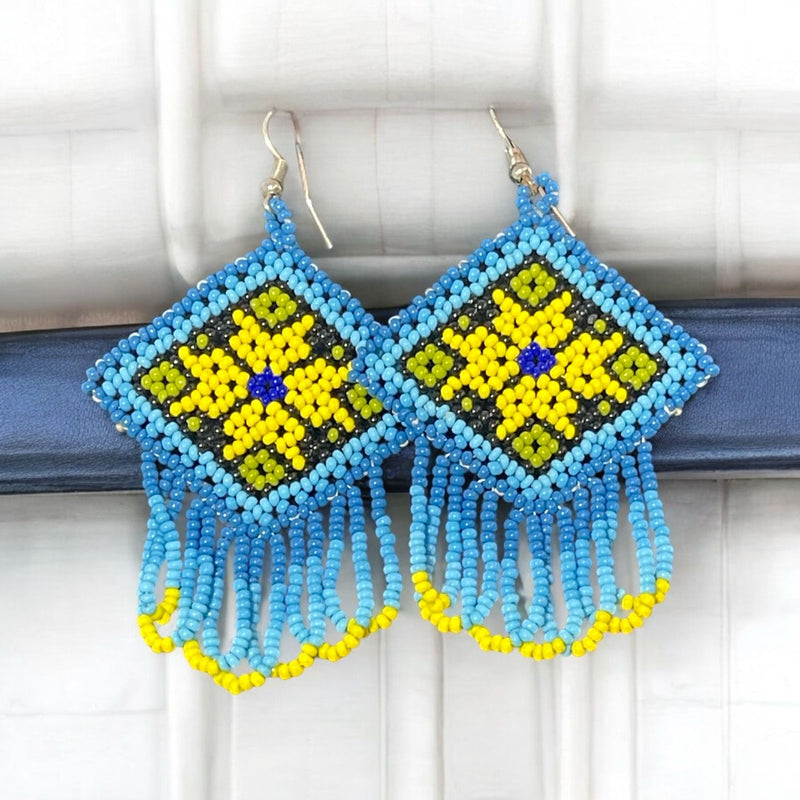 Collar Rombos Azul Cielo