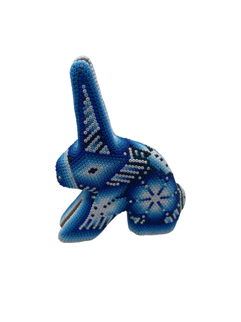 Conejo de Chaquira - FM11 - TATEHUARI, arte huichol