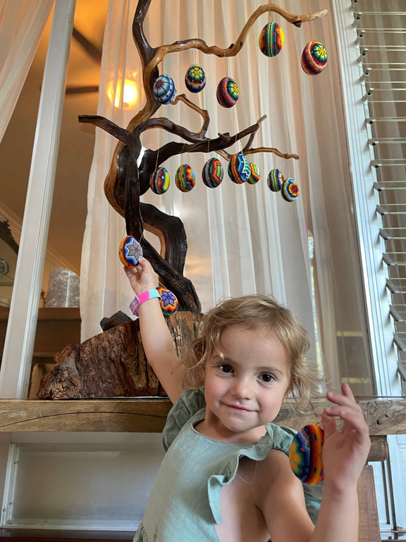 Esferas Decoradas con Chaquira ESF01 - Arte Huichol - TATEHUARI, arte huichol