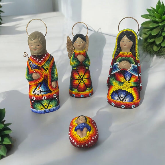 Nacimiento de navidad Grande Colores NACGRAND02 - TATEHUARI, arte huichol