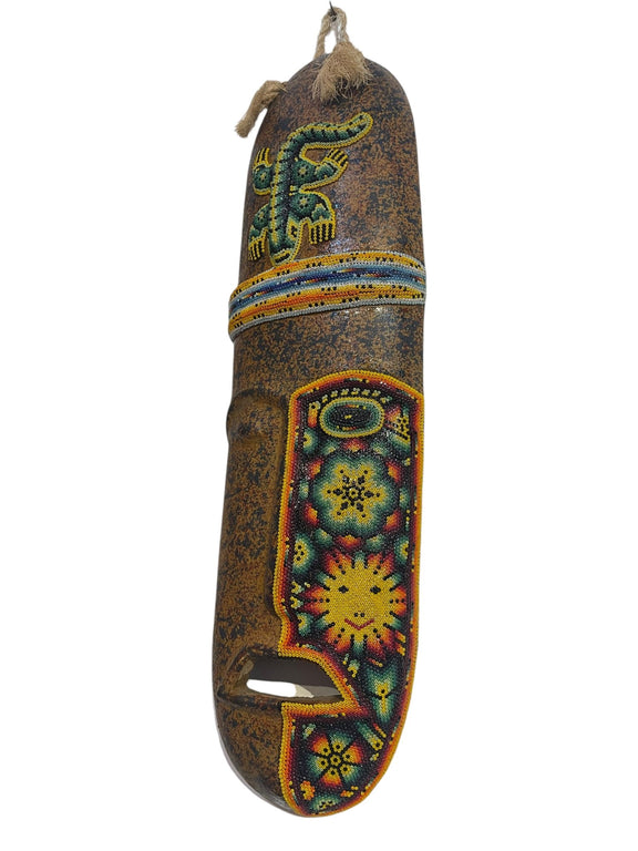 Mascara de chaquira MASCH03 - TATEHUARI, arte huichol