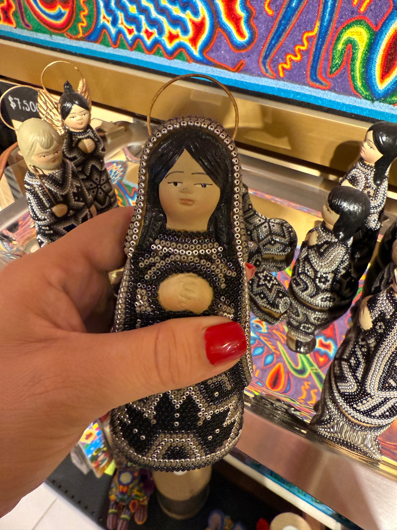 Nacimiento de navidad Grande Gris NACGRAND01 - TATEHUARI, arte huichol