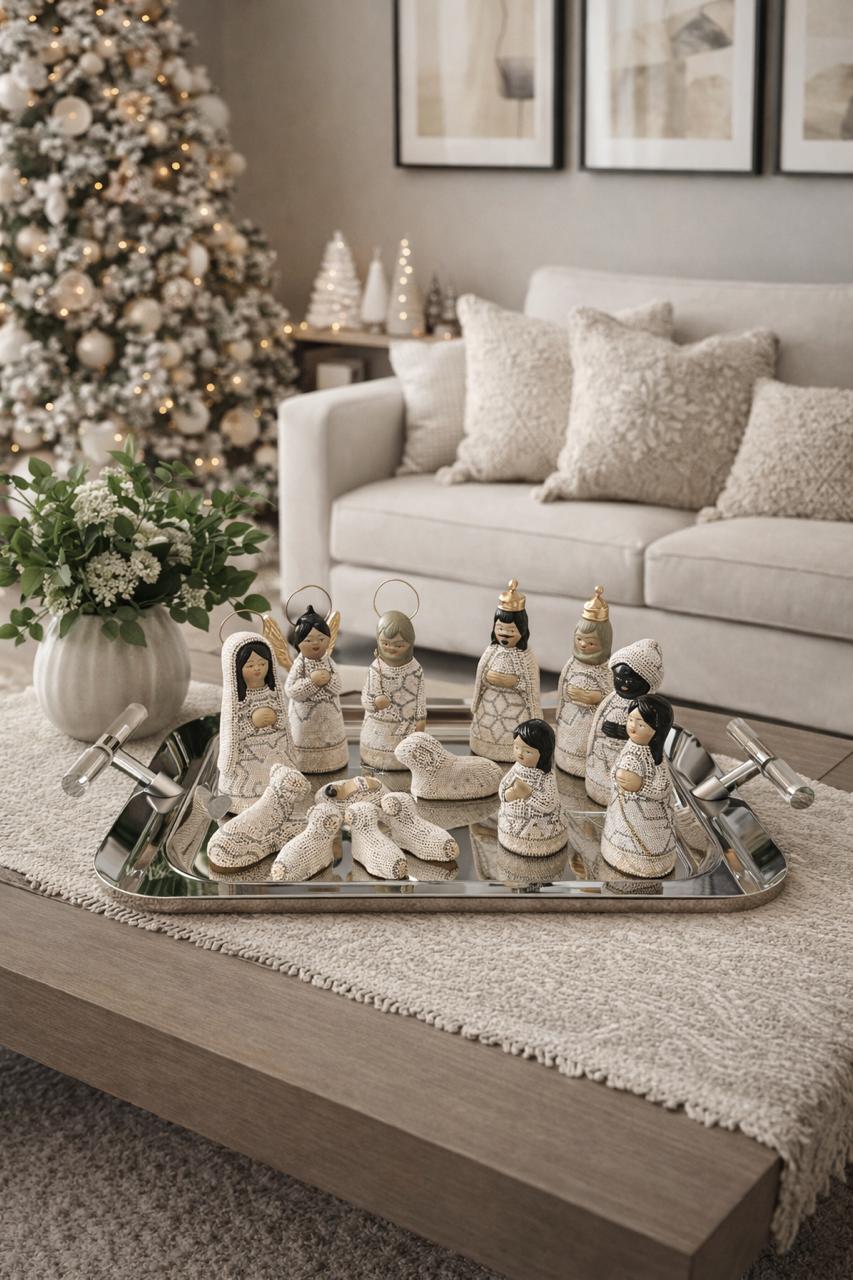 Nacimiento de navidad Grande Colores Beige Plata NACGRAND04 - TATEHUARI, arte huichol