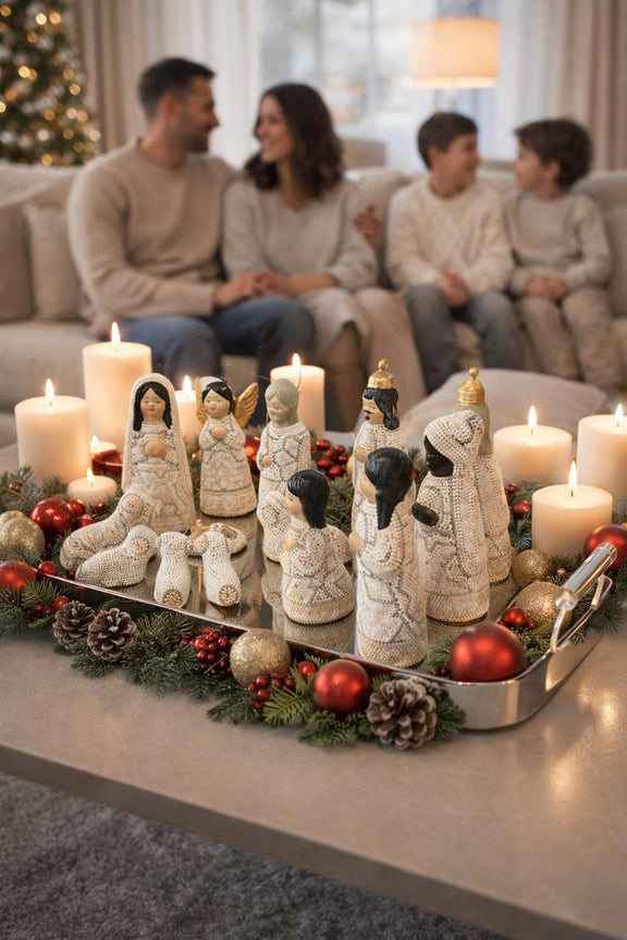 Nacimiento de navidad Grande Colores Beige Plata NACGRAND04 - TATEHUARI, arte huichol