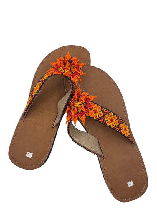 Sandalias de chaquira SANDCH09 - TATEHUARI, arte huichol