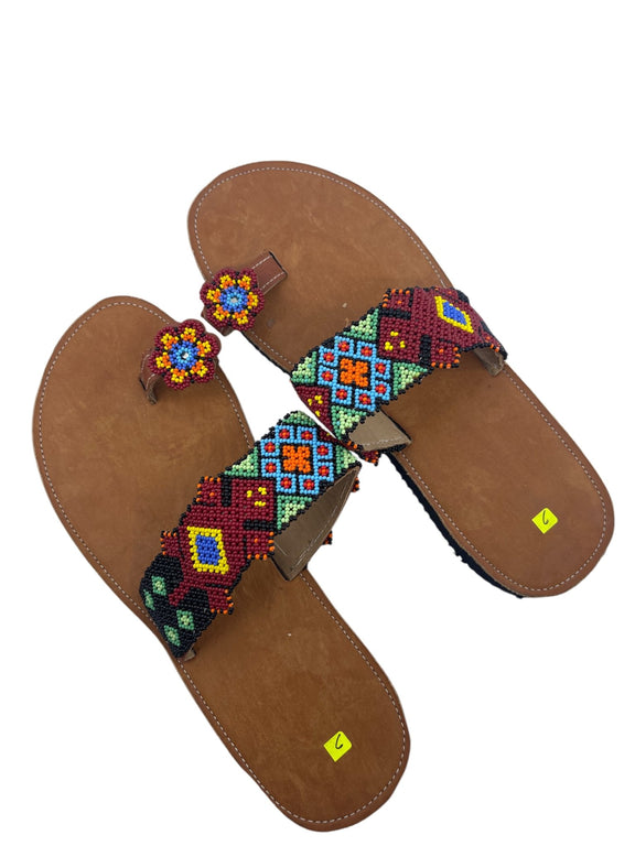 Sandalias de chaquira SANDCH10 - TATEHUARI, arte huichol