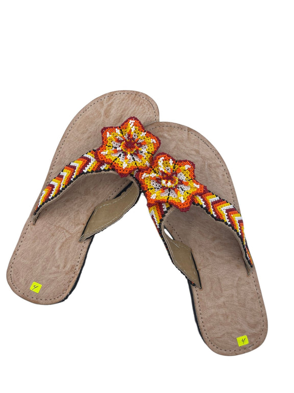 Sandalias de chaquira SANDCH06 - TATEHUARI, arte huichol