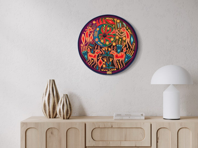 "EL ECLIPSE SAGRADO AHCT606001" - TATEHUARI, arte huichol