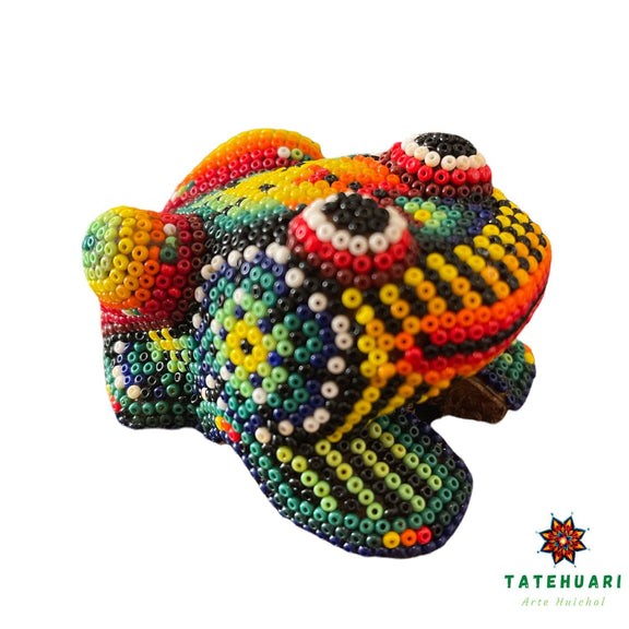 Rana de chaquira FCH04 - TATEHUARI, arte huichol