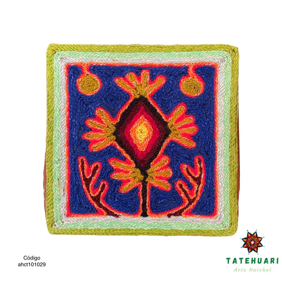 Cuadro o Tabla de Estambre 10 X 10 cms - TATEHUARI, arte huichol