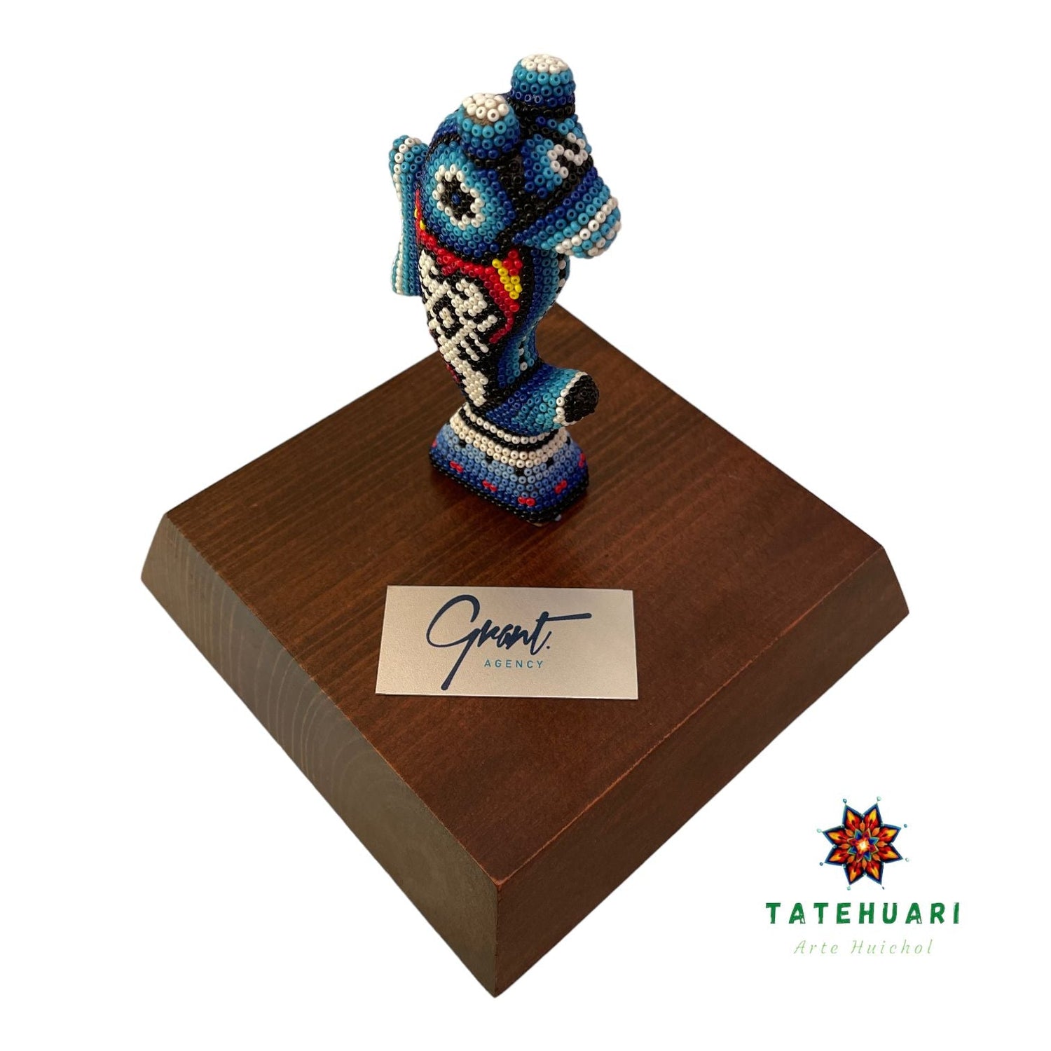 Trofeo de  Figuras Chicas de Chaquira - TATEHUARI, arte huichol